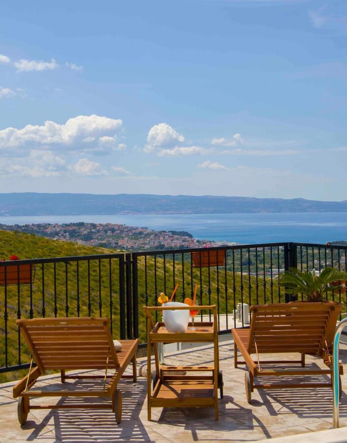 Hill Apartment With Private Pool Kucine Екстер'єр фото